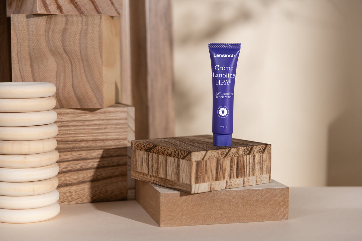 Comment-utiliser-le-baume-d-allaitement-et-la-crème-Lanoline-Lansinoh lansinoh-fr